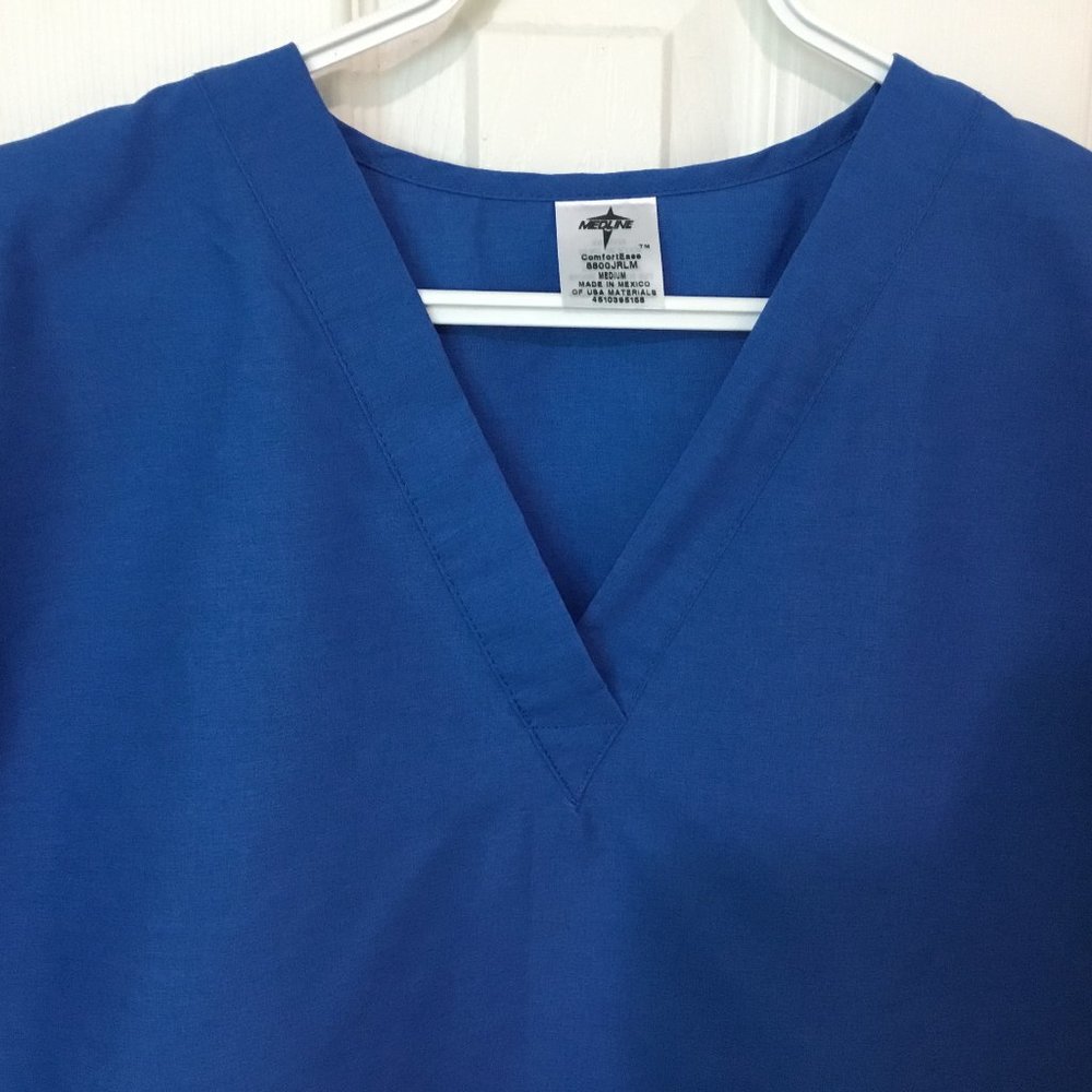 NWOT Medline ComfortEase Women scrub set